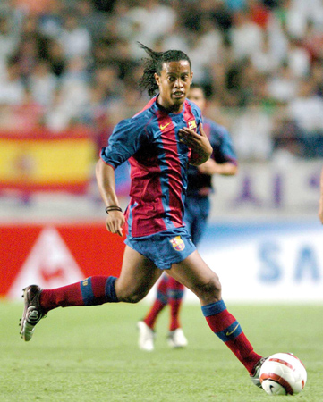 队得到巨大 队得到巨大