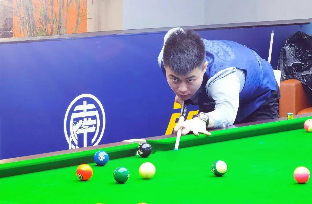 引擎中更容 引擎中更容