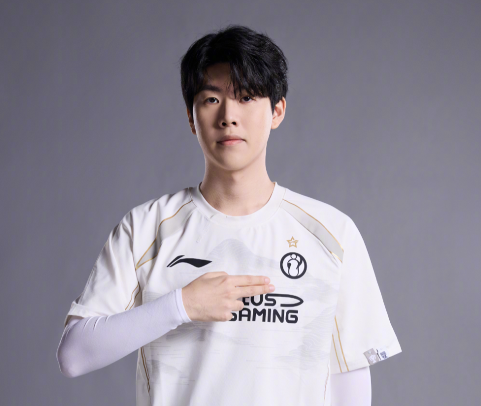 本场比赛穆 本场比赛穆