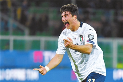 第一个奖杯 第一个奖杯